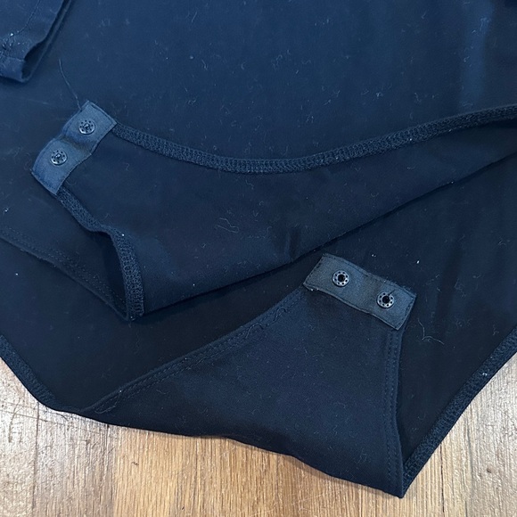 Mangopop | Women’s Black Long Sleeve Bodysuit - Picture 3 of 13